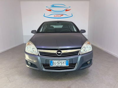 Opel Astra 1.7 CDTI 101CV 5 porte Cosmo usata