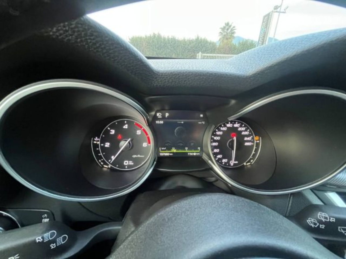 Alfa Romeo Stelvio Stelvio 2.2 Turbodiesel 150 CV AT8 RWD Business (13)