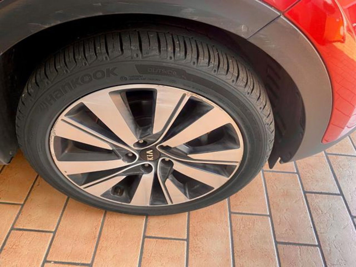 Kia Sportage 1.7 CRDI 141 CV DCT7 2WD Business Class (10)