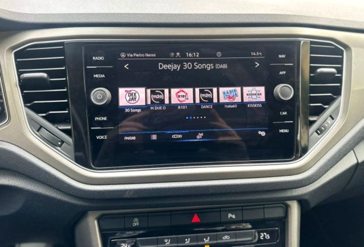 Volkswagen T-Roc 1.0 TSI Business BlueMotion Technology (9)