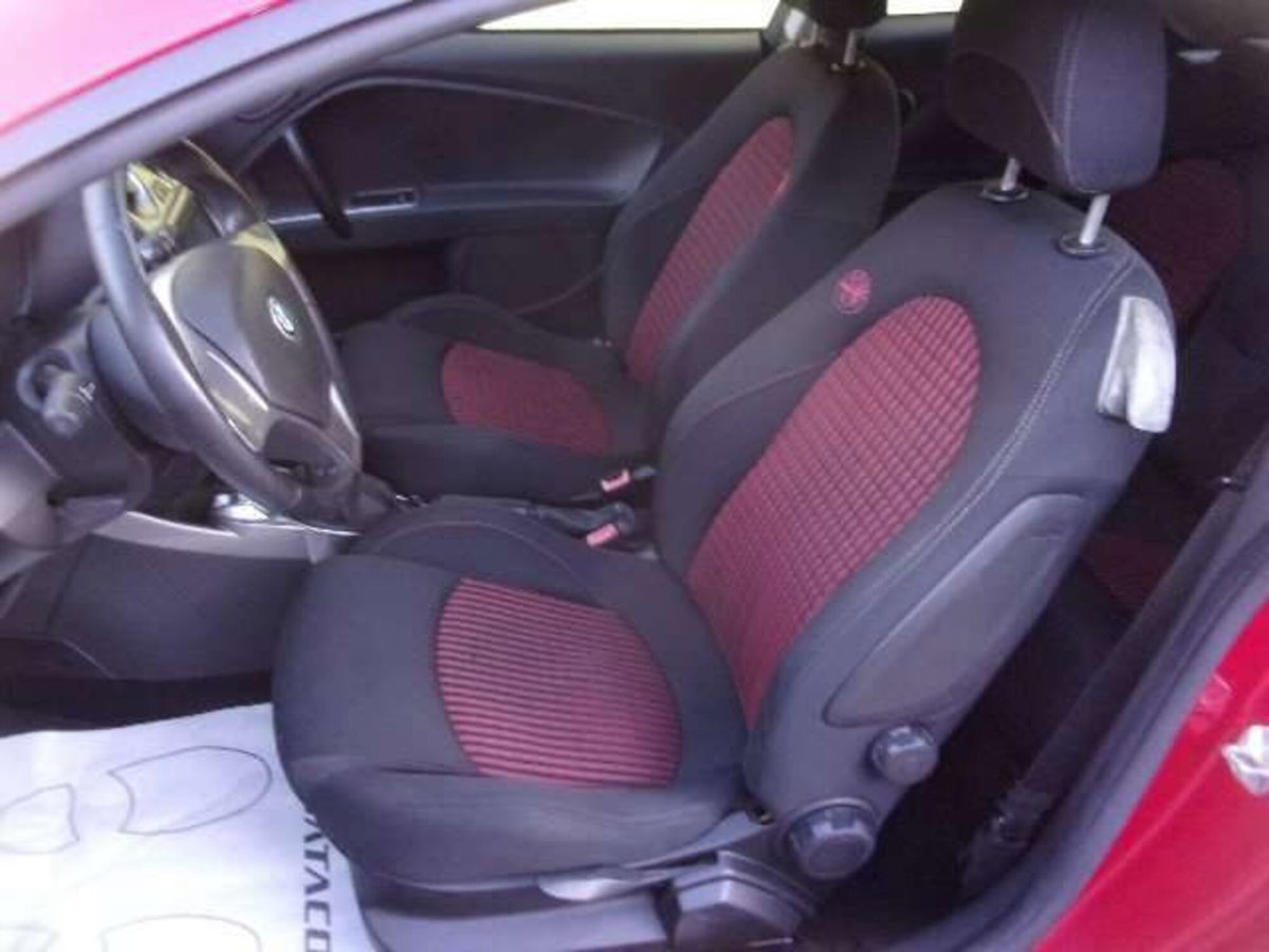 Alfa Romeo MiTo 1.4 78 CV Junior Sport Pack (8)