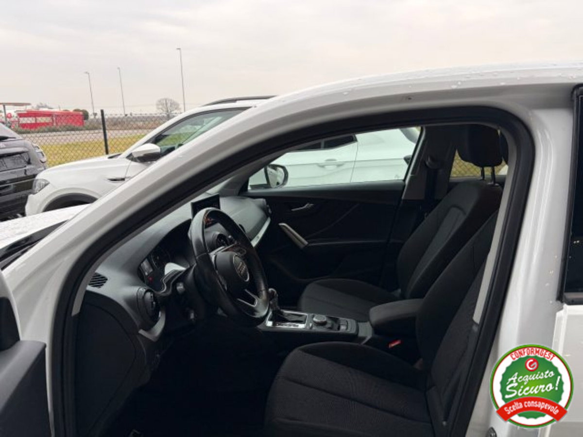 Audi Q2 Q2 1.0 TFSI S tronic Sport (11)