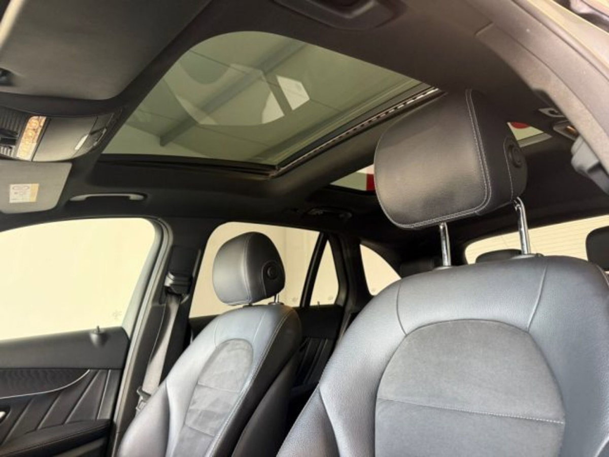 Mercedes-Benz GLC SUV 220 d 4Matic Premium (9)