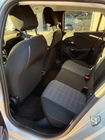 Opel Corsa 1.2 Edition (7)