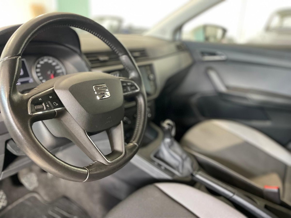 SEAT Ibiza 1.6 TDI 95 CV 5 porte Business (10)