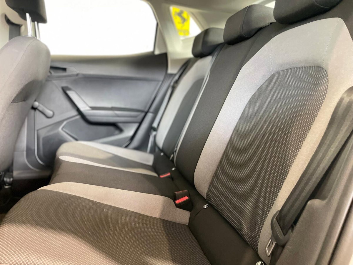 SEAT Ibiza 1.6 TDI 95 CV 5 porte Business (16)
