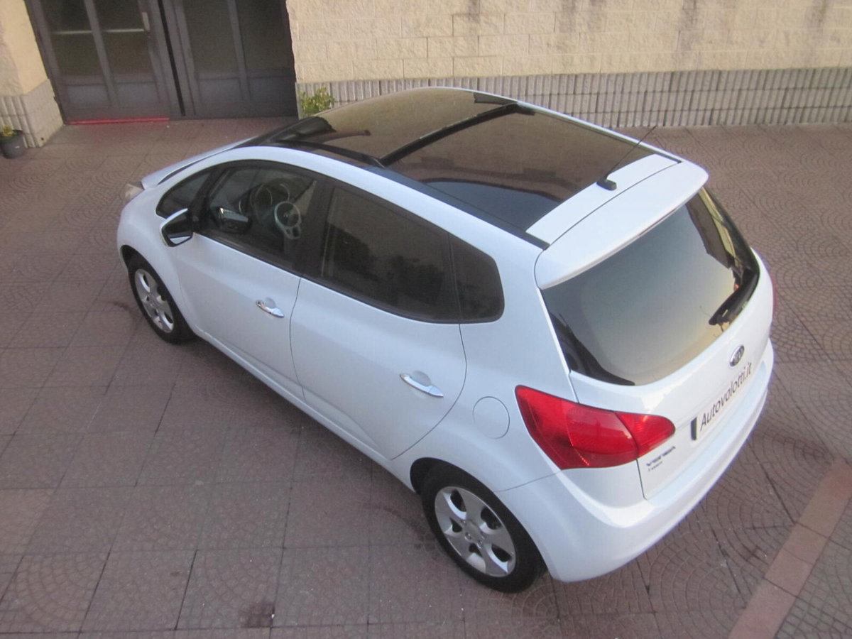 Kia Venga 1.4 CVVT Cool (10)