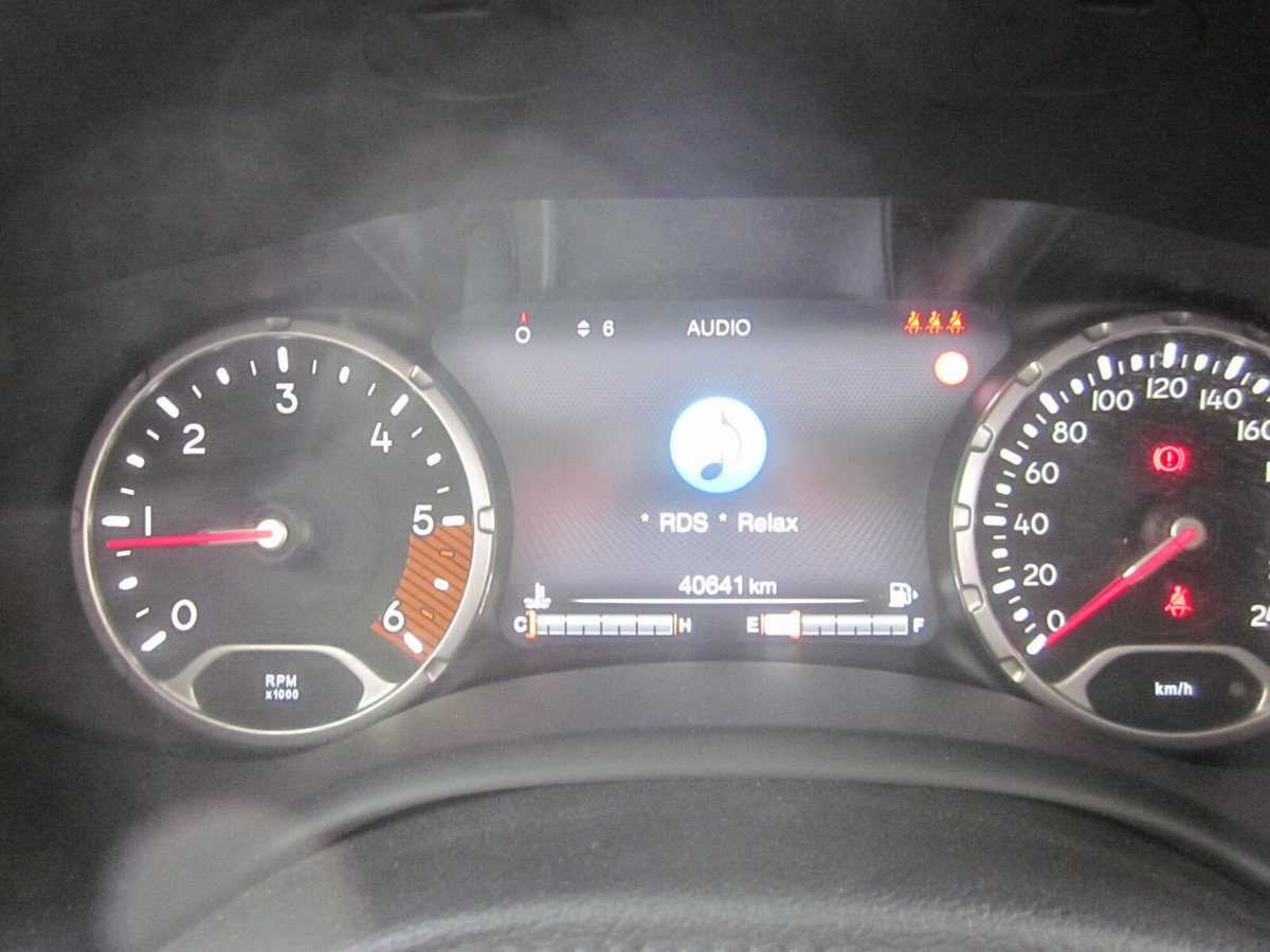 Jeep Renegade 2.0 Mjt 140CV 4WD Active Drive Limited (13)