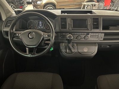 Volkswagen Multivan 2.0 TDI 150CV DSG 4Motion Life (20)