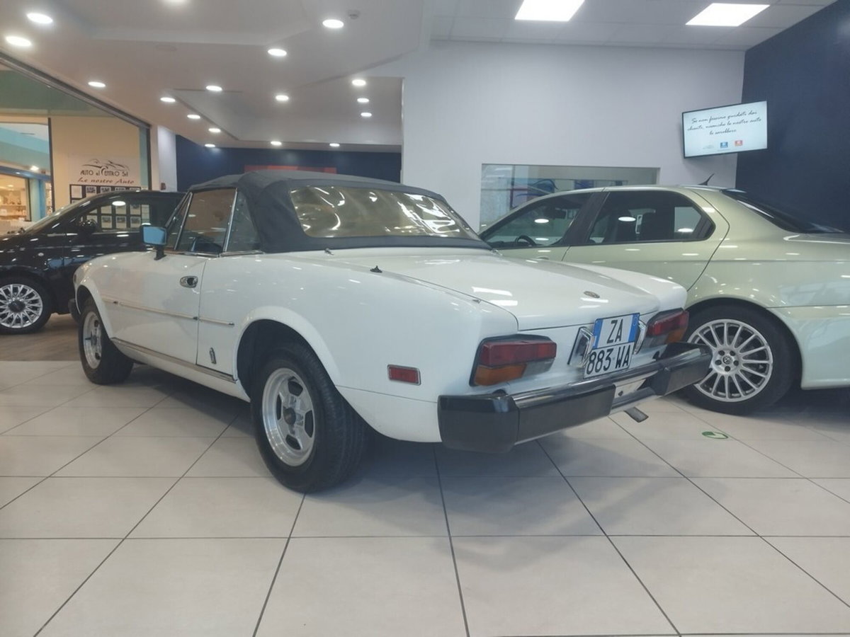 Fiat 124 spider 124 spider 1.4 MultiAir America (4)