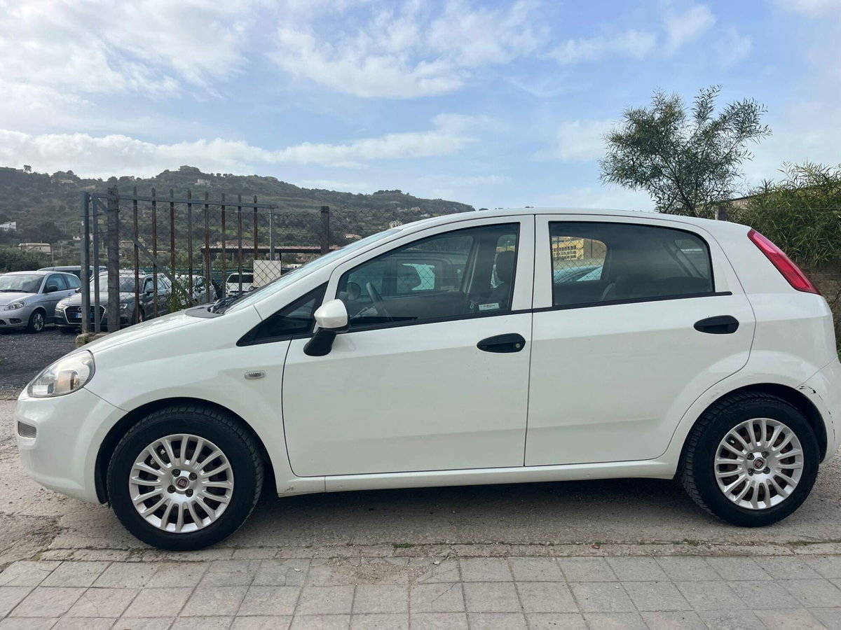 Fiat Punto 1.2 8V 5 porte Lounge (3)