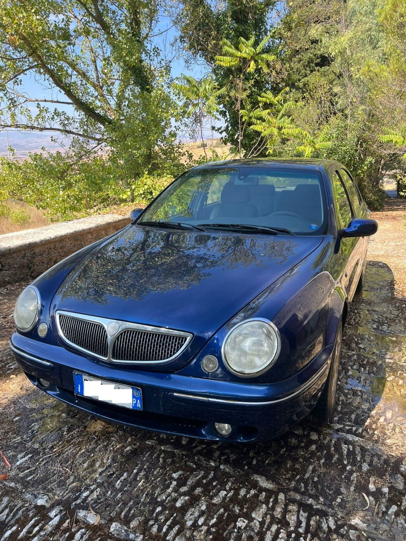 Lancia Lybra JTD cat LX