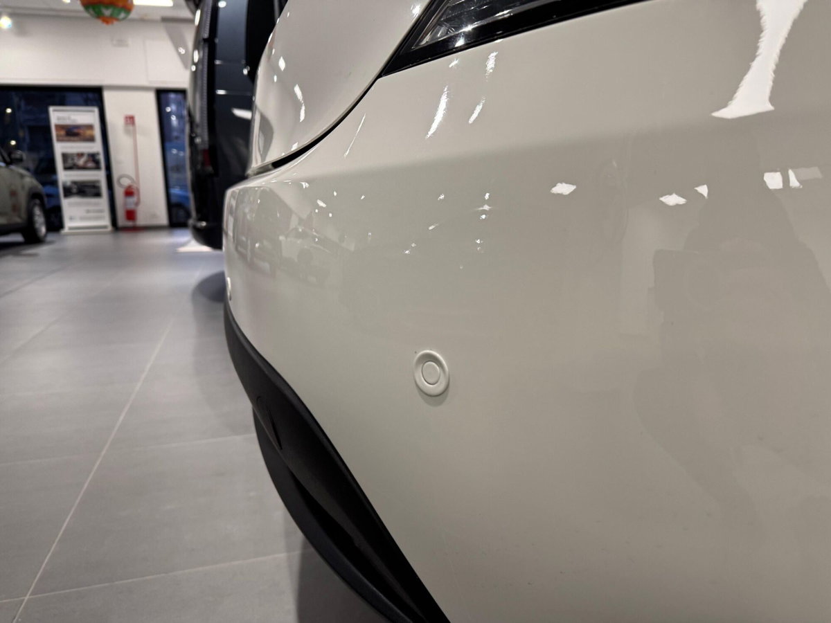Lancia Ypsilon 1.0 FireFly 5 porte S&S Hybrid Ecochic Silver (13)