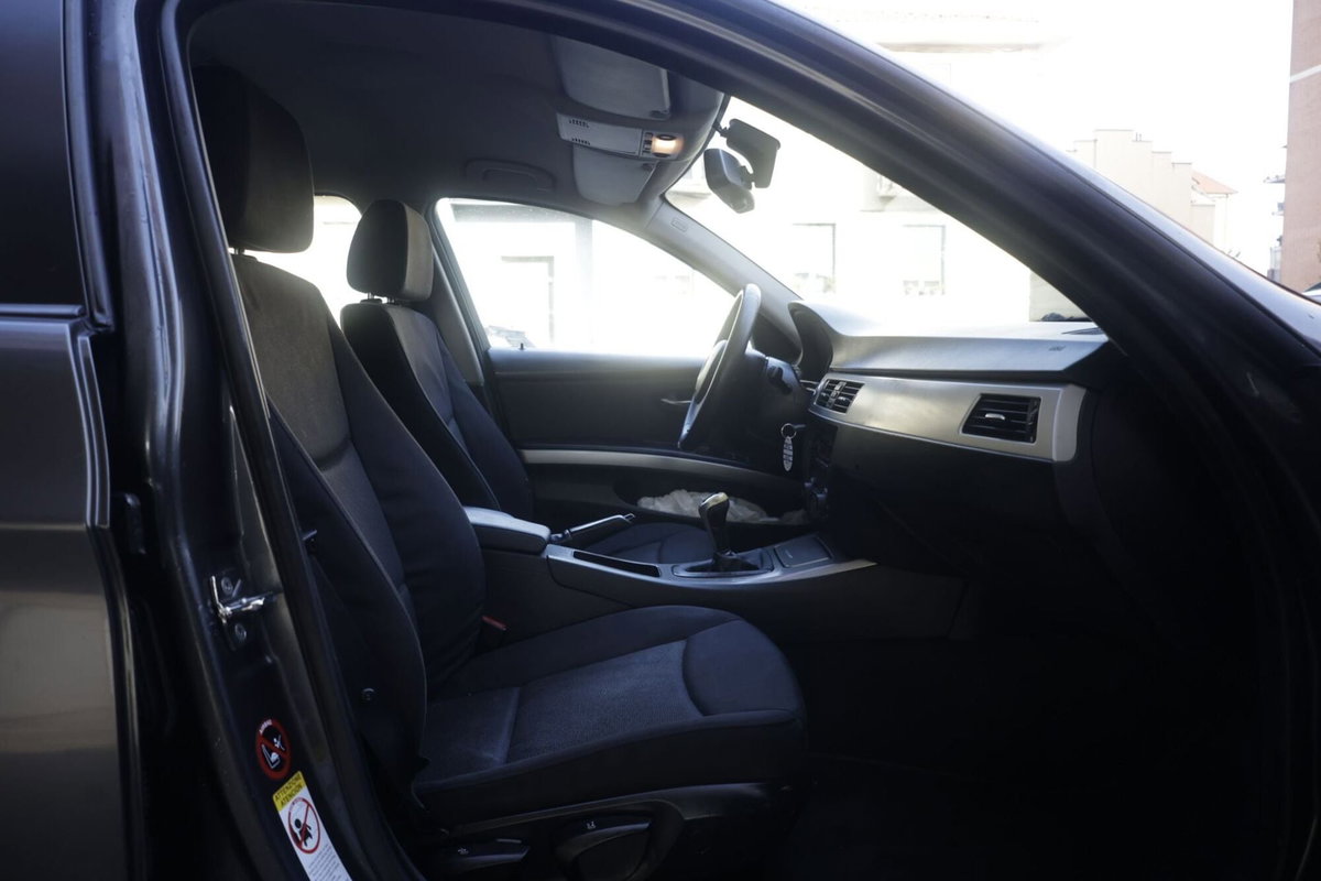 BMW Serie 3 Touring 320d cat  MSport (10)