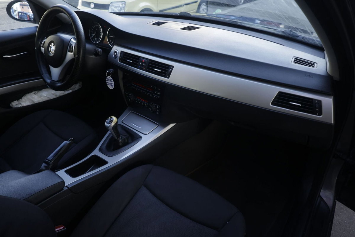 BMW Serie 3 Touring 320d cat  MSport (8)