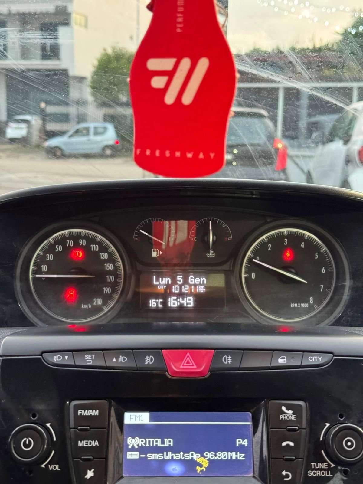 Lancia Ypsilon 1.2 69 CV 5 porte S&S Elefantino Blu (8)