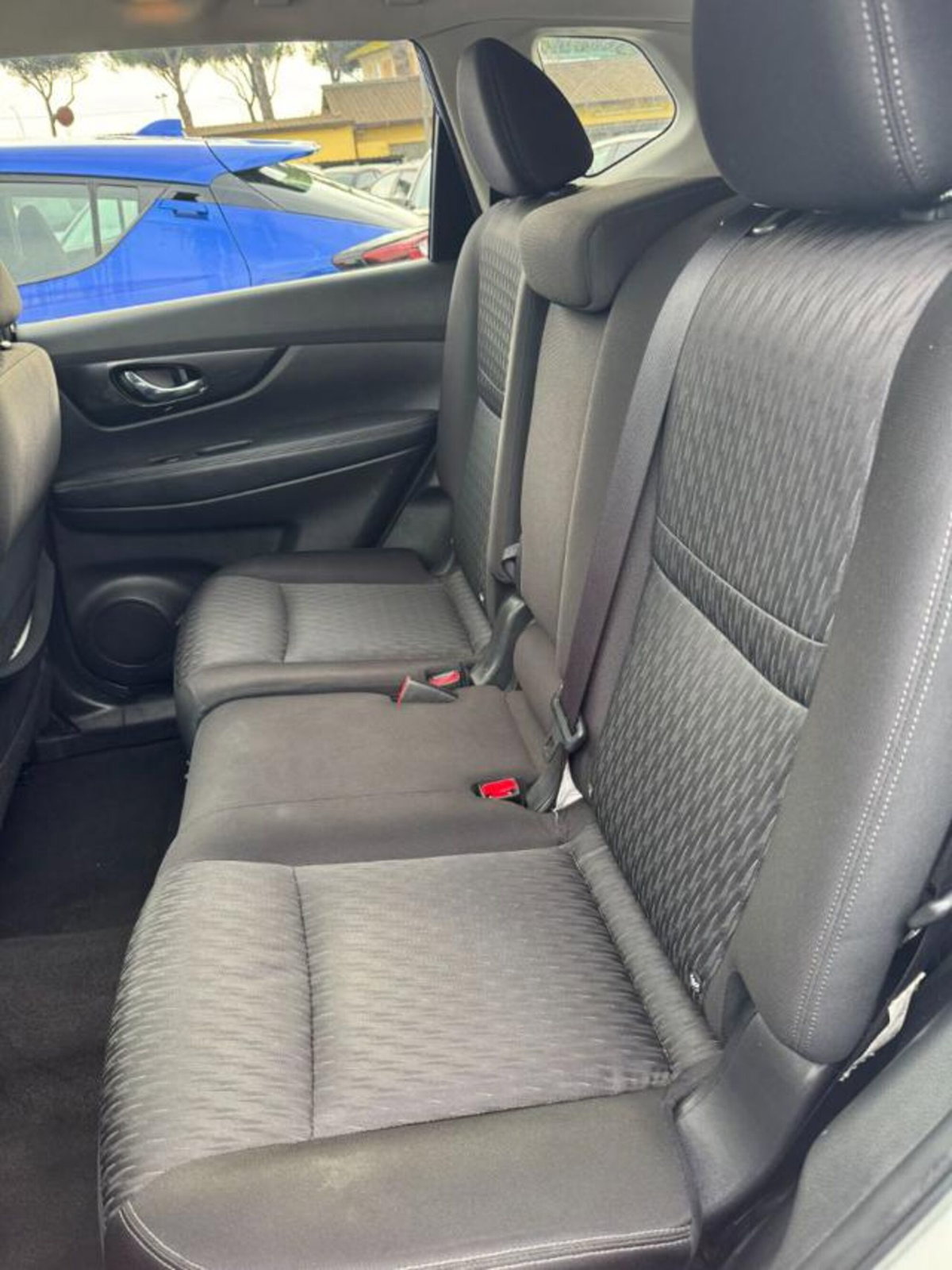 Nissan X-Trail 1.6 DIG-T 2WD Tekna (11)