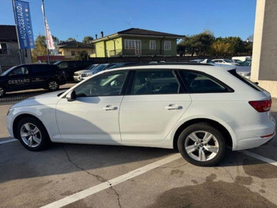 Audi A4 Avant 2.0 TDI 150 CV Business (6)
