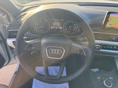 Audi A4 Avant 2.0 TDI 150 CV Business (9)