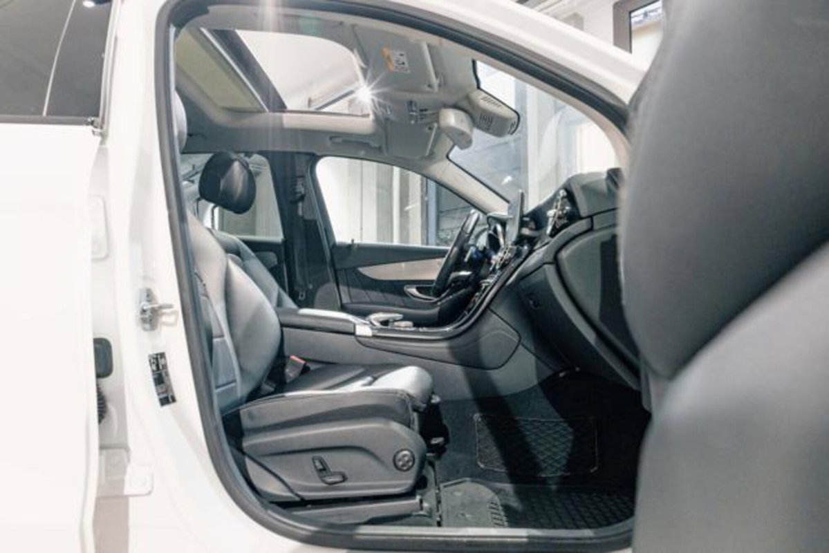 Mercedes-Benz GLC SUV 250 d 4Matic Premium (7)