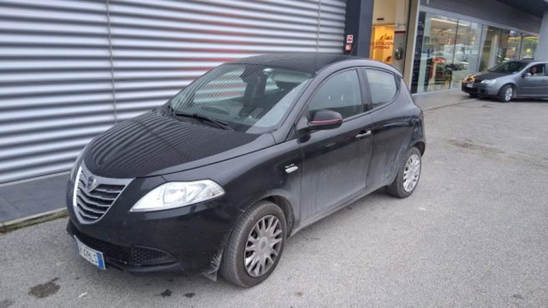 Lancia Ypsilon 1.2 69 CV 5 porte GPL Ecochic Platinum