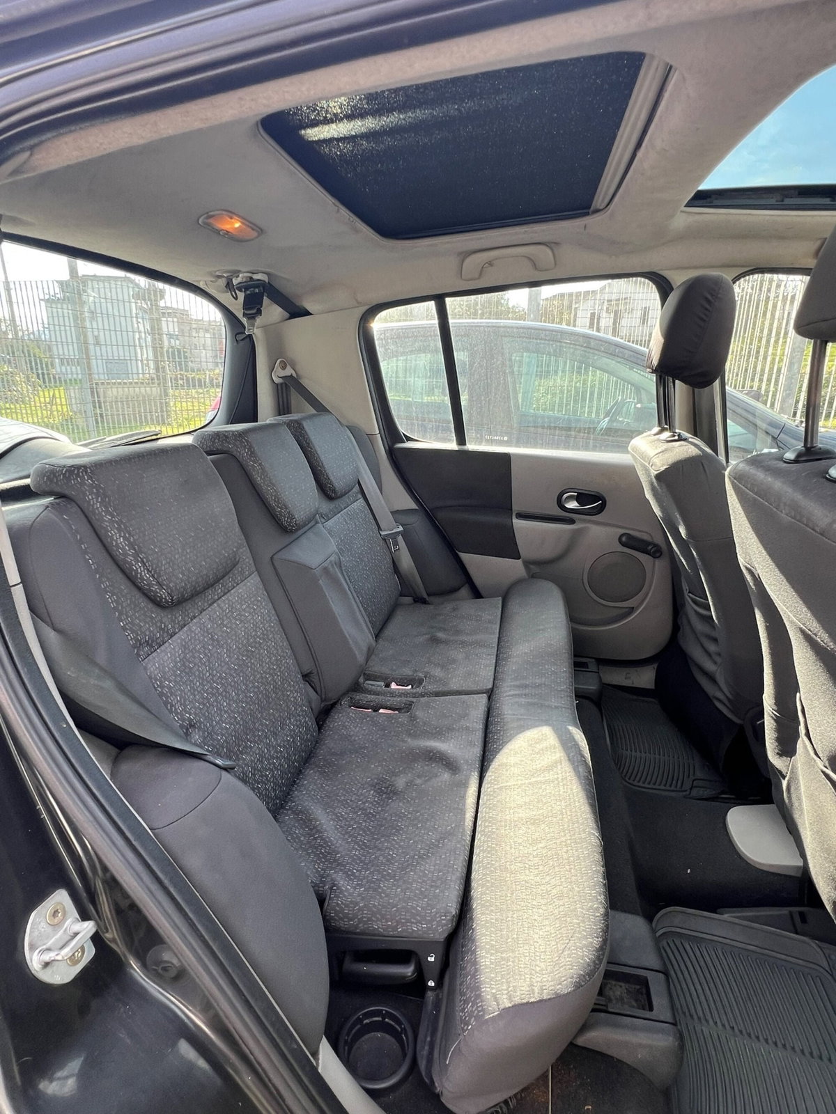 Renault Modus 1.5 dCi 82CV Luxe Privilège (10)