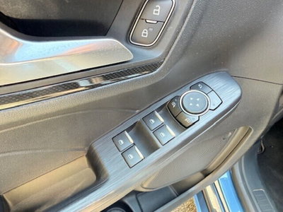 Ford Kuga 1.5 EcoBlue 120 CV 2WD ST-Line (11)