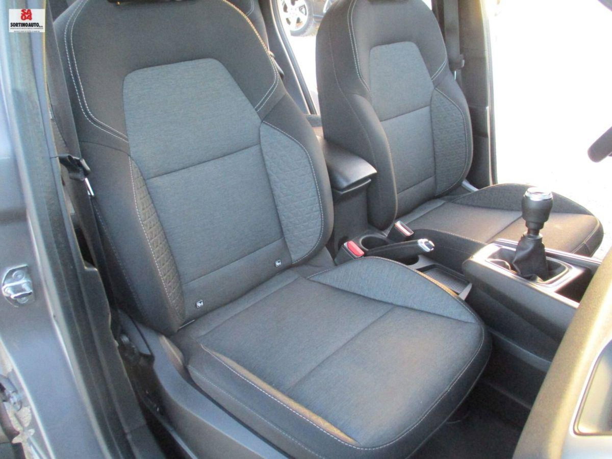 Renault Captur TCe 90 CV Techno (20)
