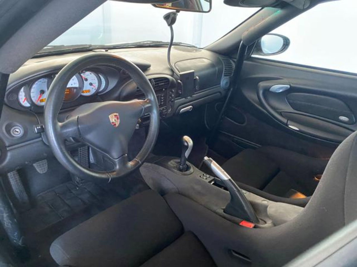 Porsche 911 Coupé GT3 cat (12)