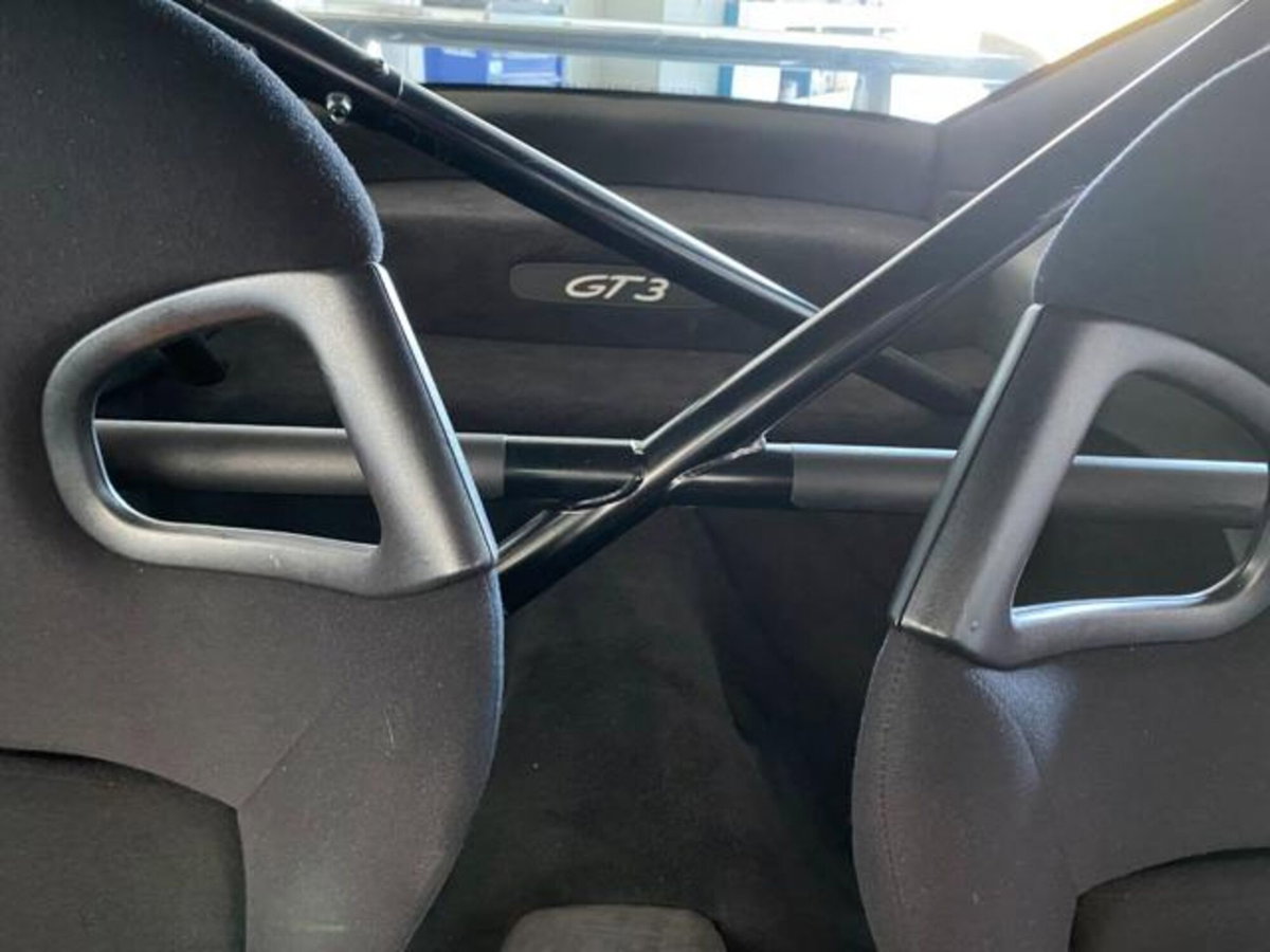 Porsche 911 Coupé GT3 cat (13)