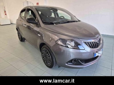 Lancia Ypsilon 1.0 FireFly 5 porte S&S Hybrid Gold Plus usata