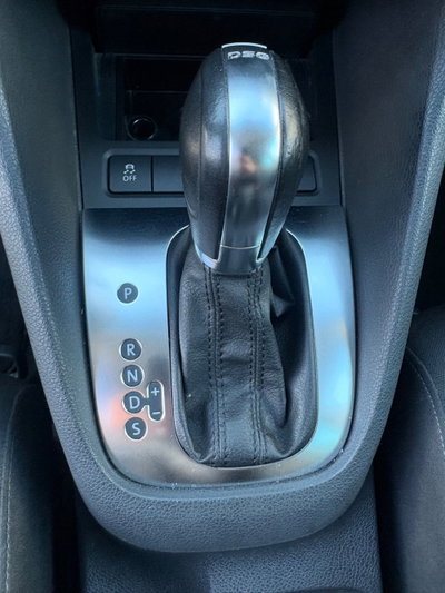 Volkswagen Golf 1.4 TSI 122CV 5p. Highline (16)