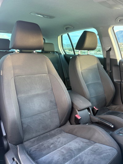 Volkswagen Golf 1.4 TSI 122CV 5p. Highline (18)