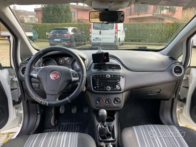 Fiat Punto Evo 1.3 Mjt 95 CV DPF 3 porte S&S Dualogic Dynamic (11)