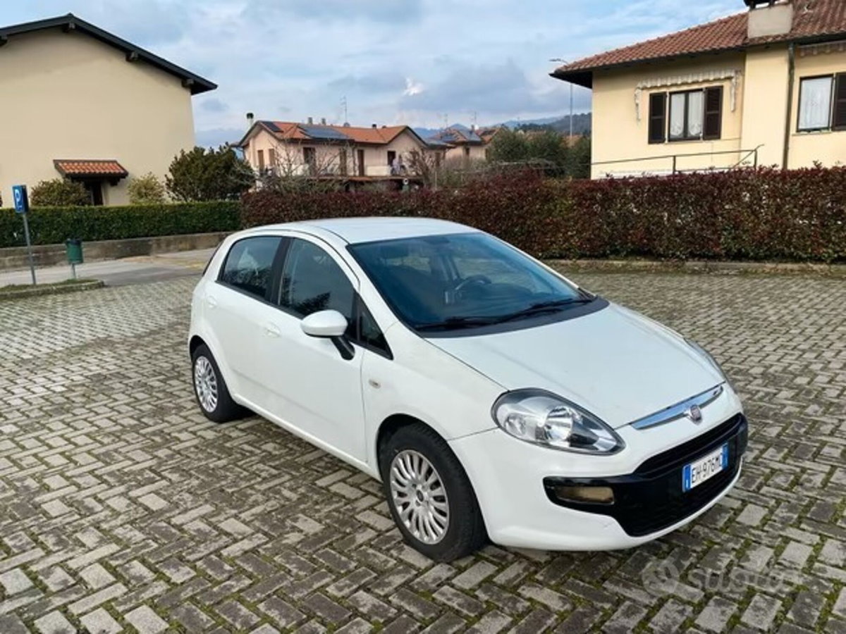 Fiat Punto Evo 1.3 Mjt 95 CV DPF 3 porte S&S Dualogic Dynamic (7)