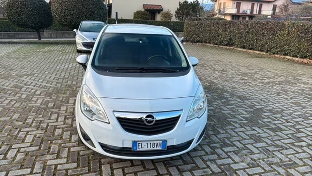 Opel Meriva 1.4 Turbo 120CV Cosmo (8)