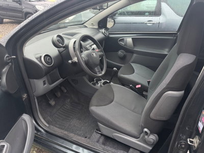 Toyota Aygo 1.0 12V VVT-i 3 porte (11)