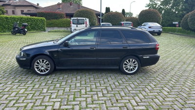 Volvo V40 1.8 16V cat (2)