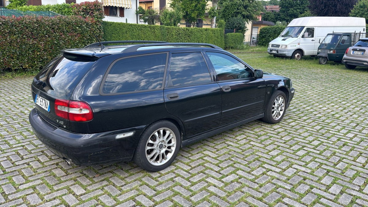 Volvo V40 1.8 16V cat (5)