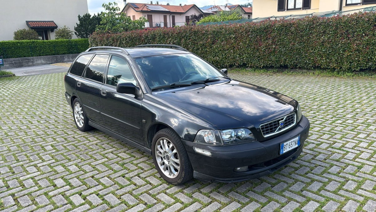 Volvo V40 1.8 16V cat (7)