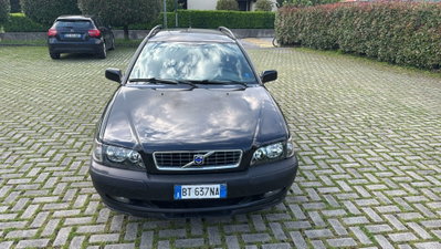 Volvo V40 1.8 16V cat (8)