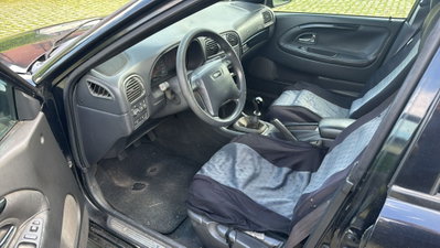 Volvo V40 1.8 16V cat (9)