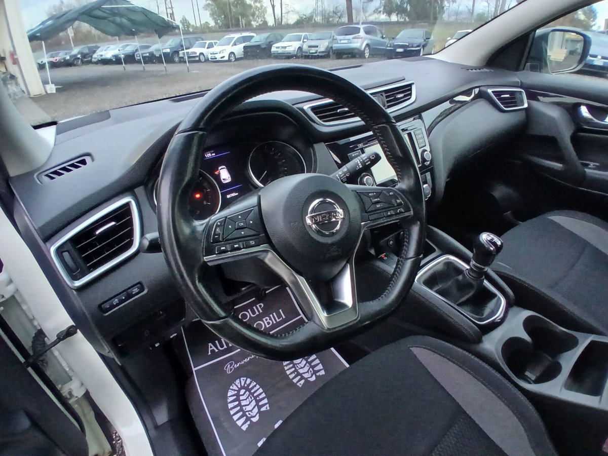 Nissan Qashqai 1.3 DIG-T 140 CV N-Connecta (16)