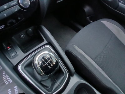 Nissan Qashqai 1.3 DIG-T 140 CV N-Connecta (17)