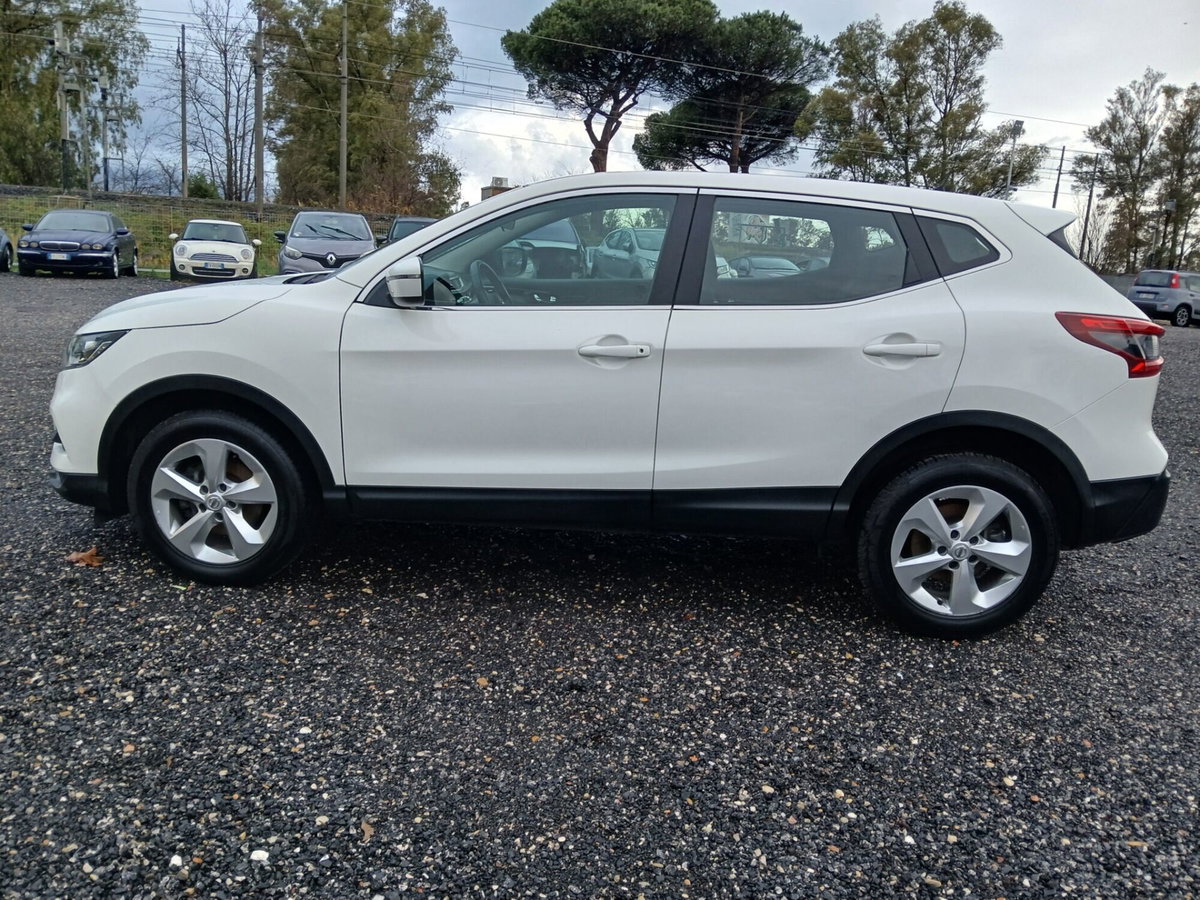 Nissan Qashqai 1.3 DIG-T 140 CV N-Connecta (8)