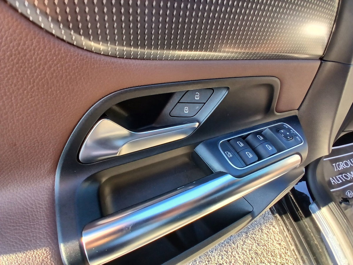 Mercedes-Benz Classe B 180 d Automatic Premium (20)