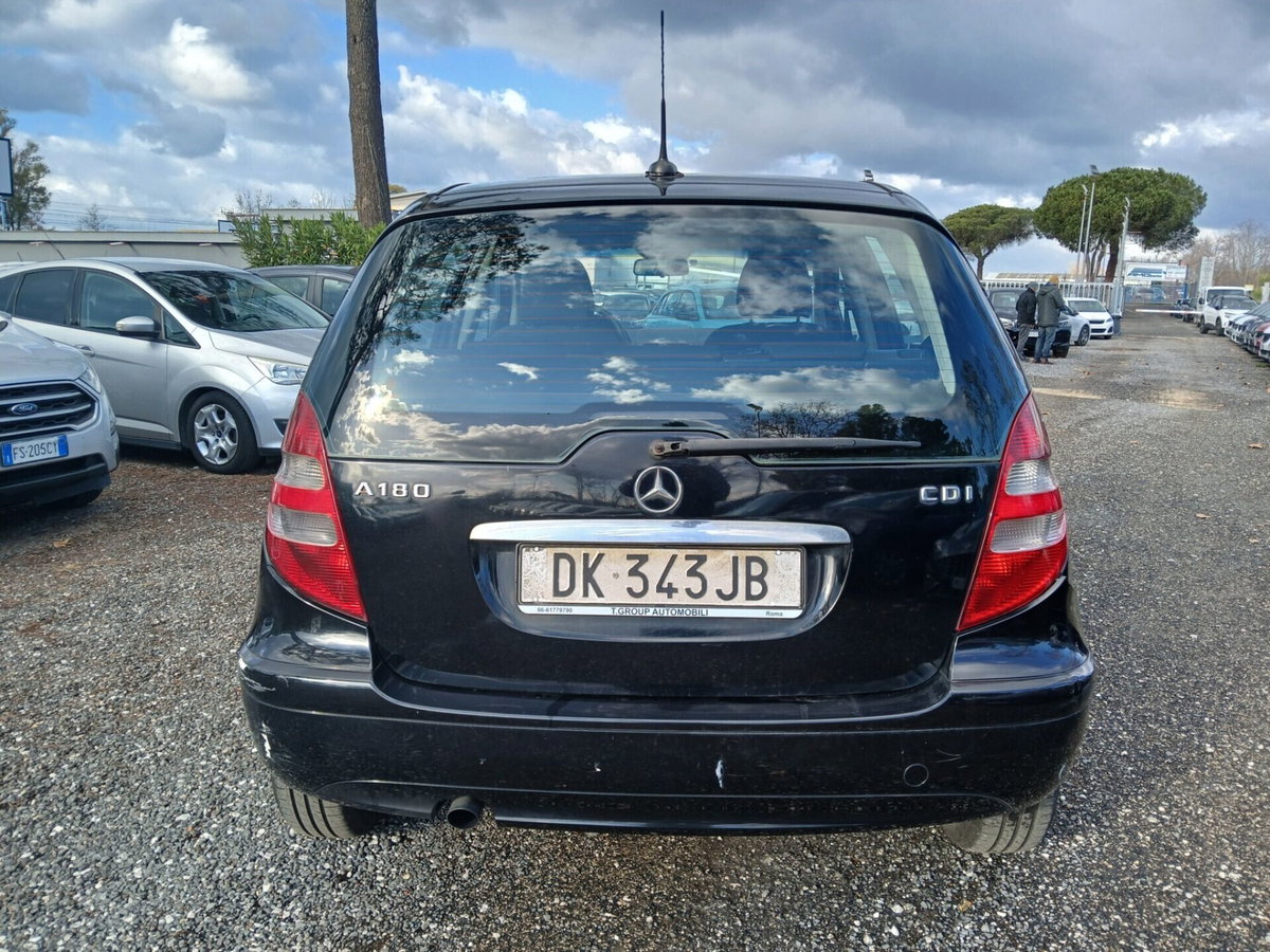 Mercedes-Benz Classe A 180 CDI Classic (3)