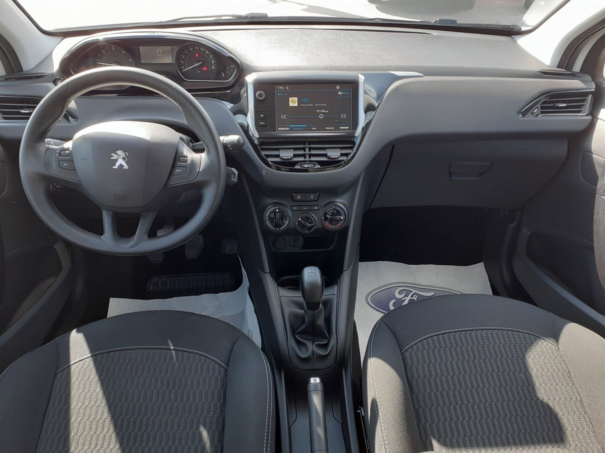 Peugeot 208 100 5 porte Allure (14)