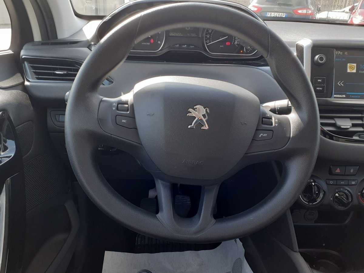 Peugeot 208 100 5 porte Allure (15)