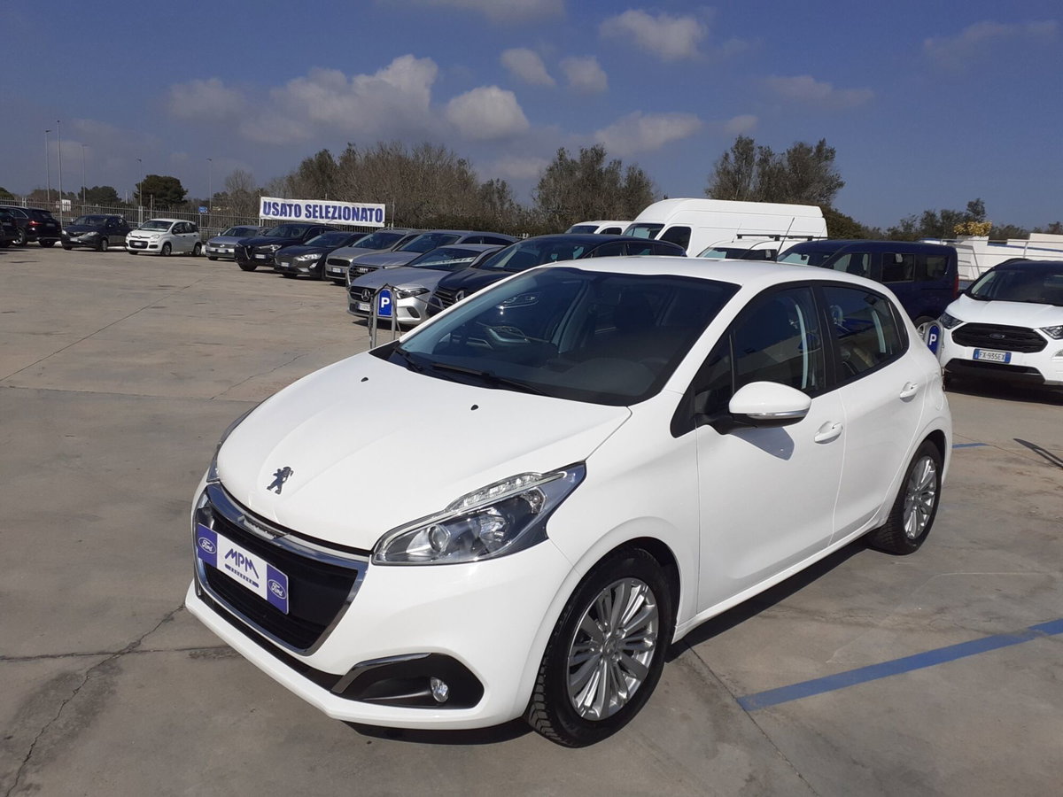 Peugeot 208 100 5 porte Allure (4)